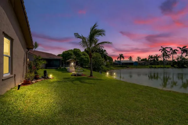 $3,650 | 7629 Sunflower Drive, Margate, FL 33063