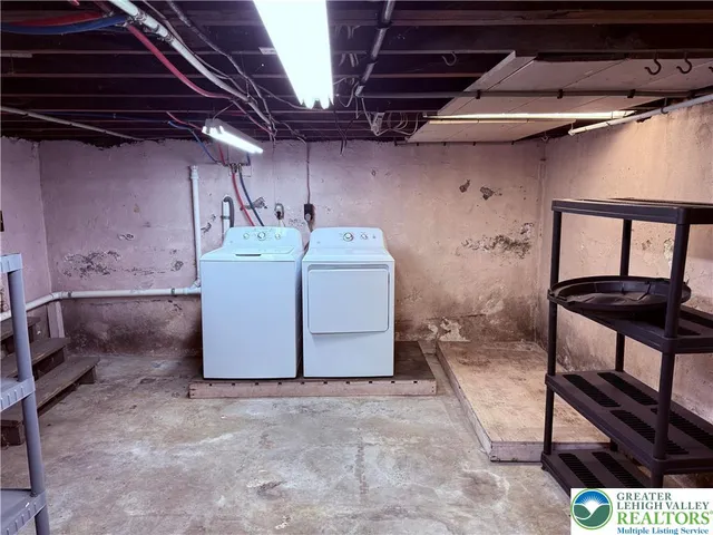 $1,250 | 209 Macomb Street, New Philadelphia, PA 17959