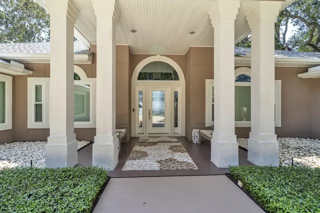 $1,849,000 | 809 East Miracle Strip Parkway, Mary Esther, FL 32569