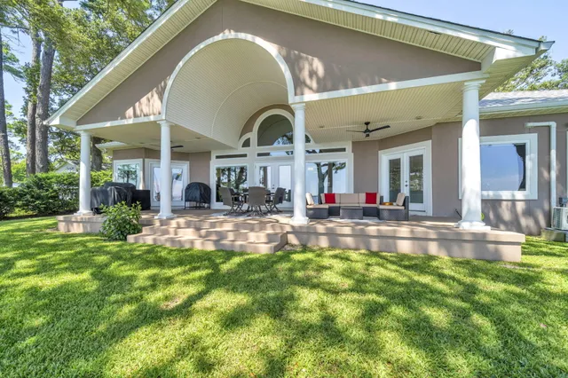 $1,849,000 | 809 East Miracle Strip Parkway, Mary Esther, FL 32569