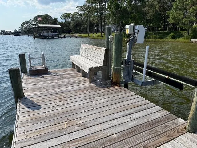 $1,849,000 | 809 East Miracle Strip Parkway, Mary Esther, FL 32569