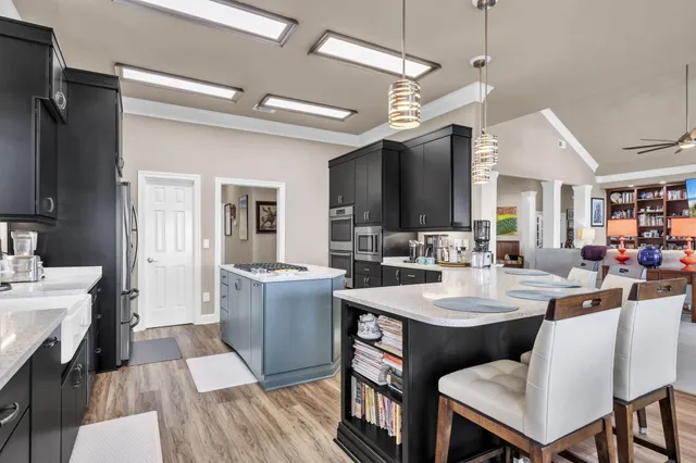 $1,849,000 | 809 East Miracle Strip Parkway, Mary Esther, FL 32569