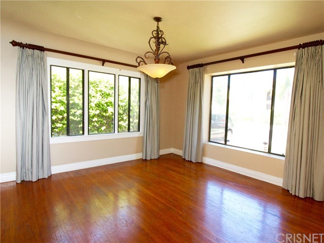 209 North Wetherly Drive Beverly Hills, CA 90211 - Photo 3 of 18