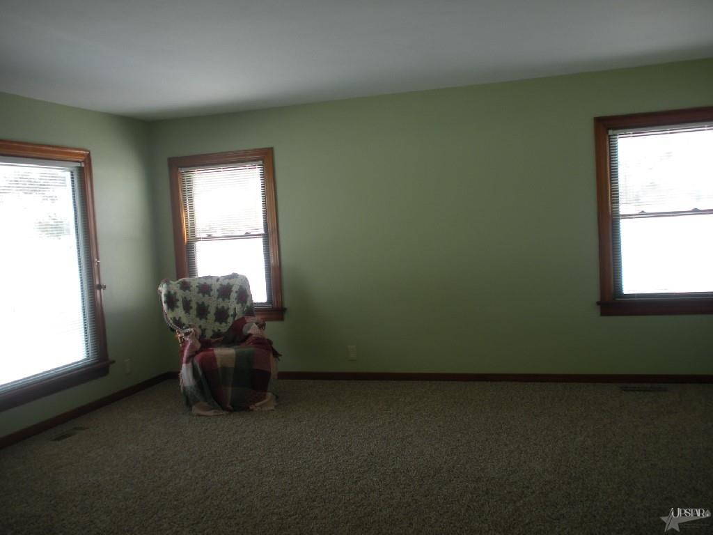 6707 West Cook Road Fort Wayne, IN 46818 - Photo 3 of 22