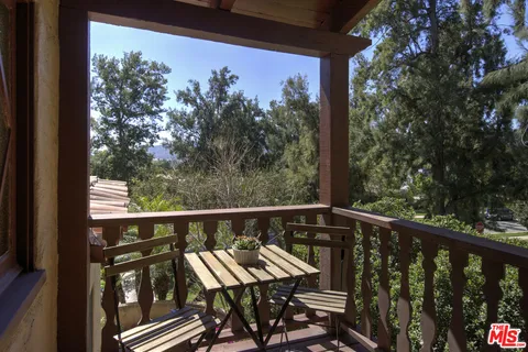 $1,895,000 | 885 Cumberland Road, Glendale, CA 91202