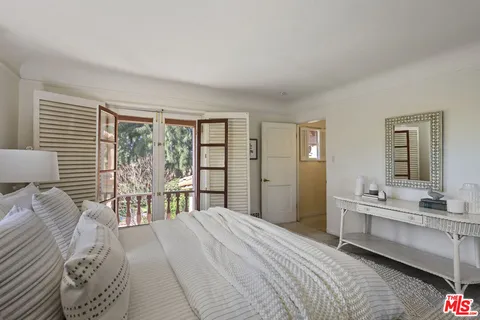 $1,895,000 | 885 Cumberland Road, Glendale, CA 91202