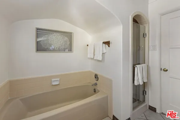 $1,895,000 | 885 Cumberland Road, Glendale, CA 91202