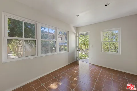 $1,895,000 | 885 Cumberland Road, Glendale, CA 91202