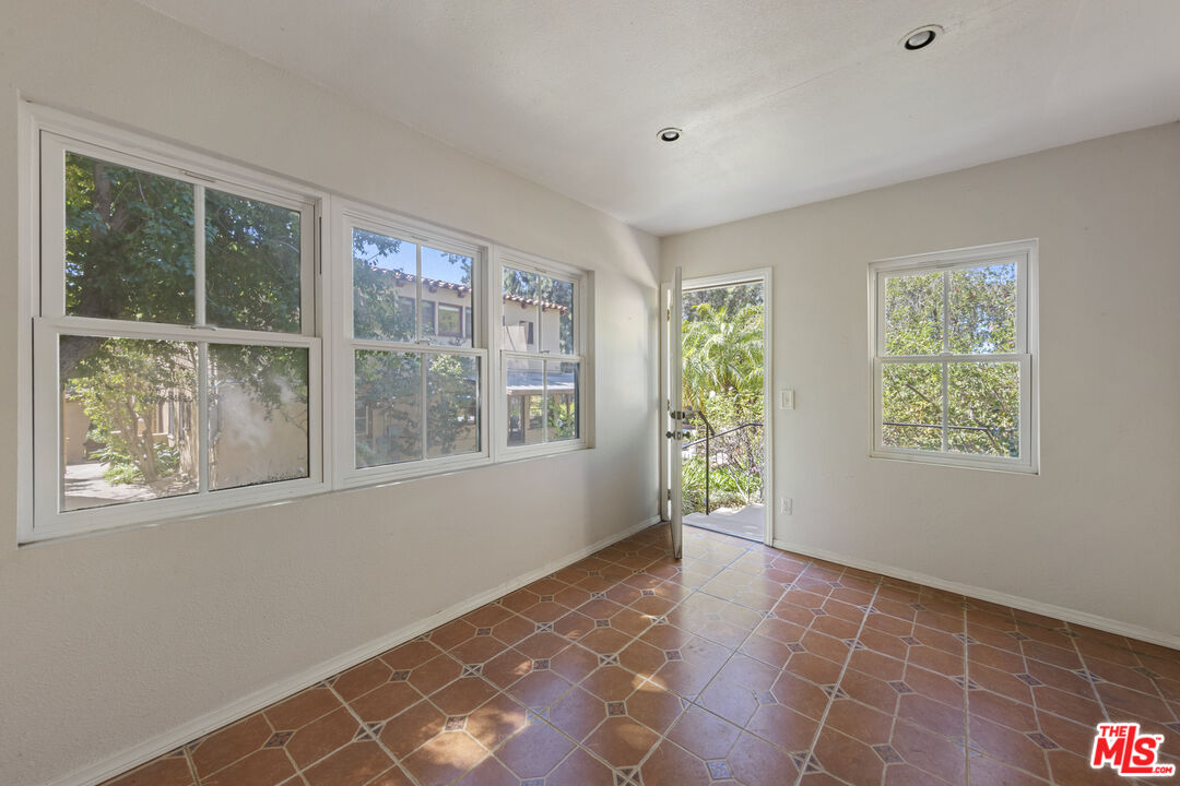 885 Cumberland Road Glendale, CA 91202 - Photo 29 of 30