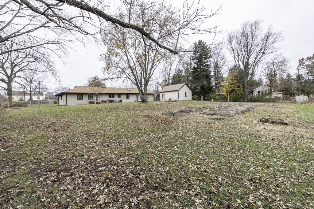 35861 North Fuller Road Gurnee, IL 60031 - Photo 29 of 30 a view of a yard with a house