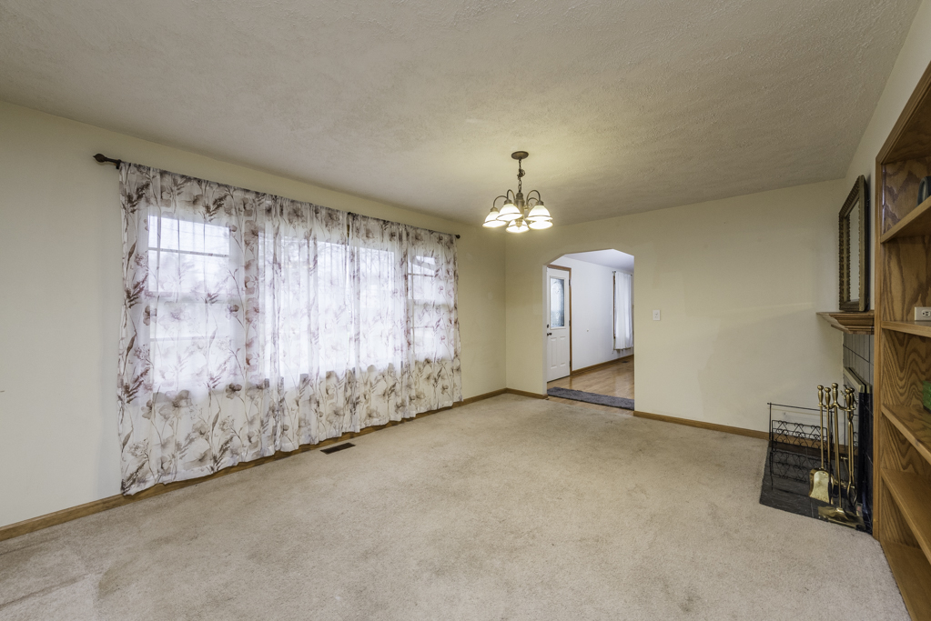 35861 North Fuller Road Gurnee, IL 60031 - Photo 8 of 30 a view of an empty room with a window