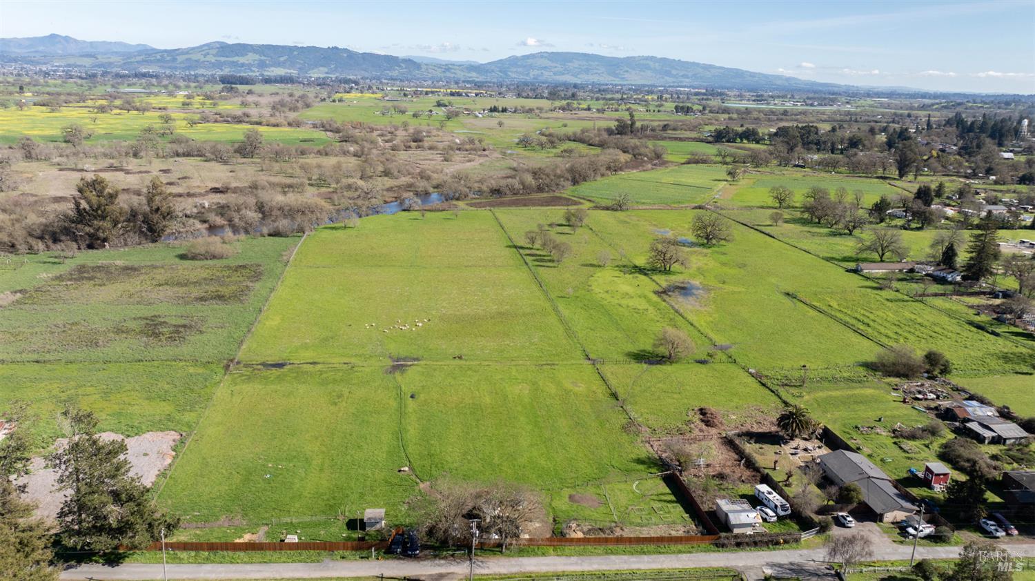 1853 Cooper Road Sebastopol, CA 95472 - Photo 2 of 8 a view of lake