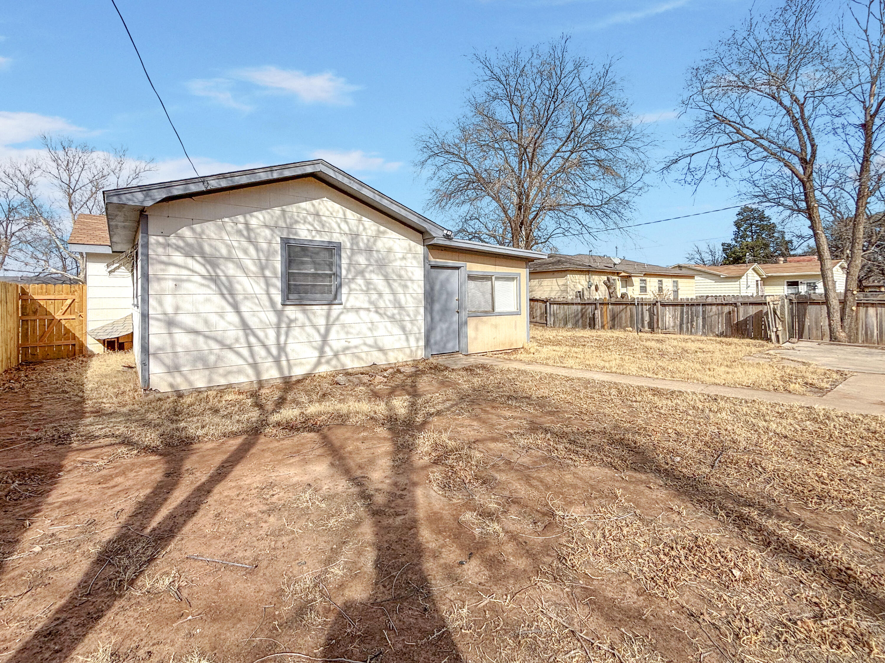 4411 45th Street Lubbock, TX 79414 - Photo 44 of 44 a view of back yard of the house