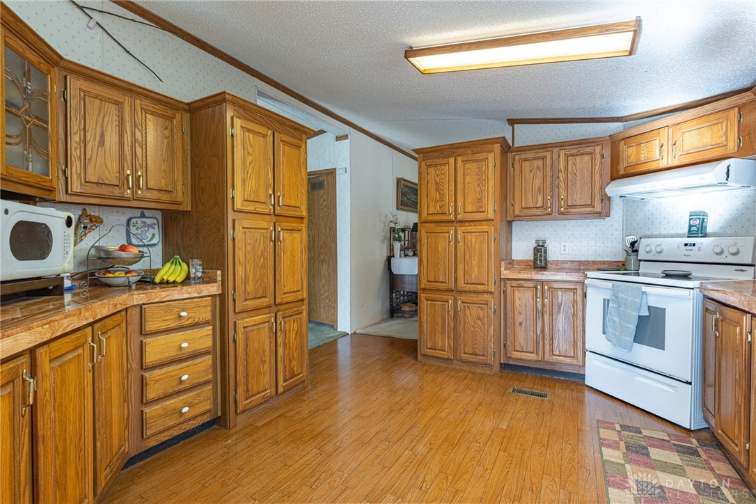 3497 Lewis Road Xenia, OH 45385 - Photo 16 of 48 Gallery Image 16