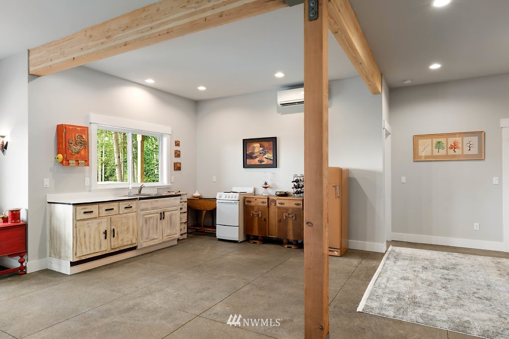 1348 East Bercot Road Freeland, WA 98249 - Photo 16 of 24 Gallery Image 16