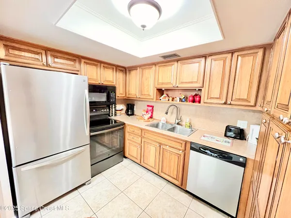 $2,000 | 151 Cape Shores Circle, Unit 1G, Cape Canaveral, FL 32920