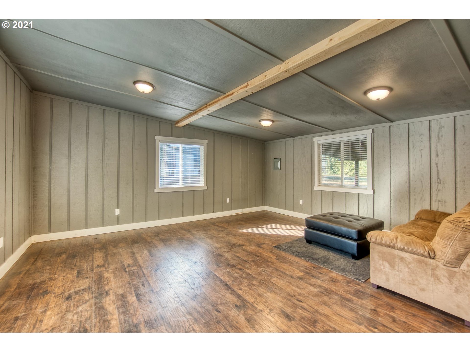 20093 Northwest Phillips Road Hillsboro, OR 97124 - Photo 14 of 20 Gallery Image 14
