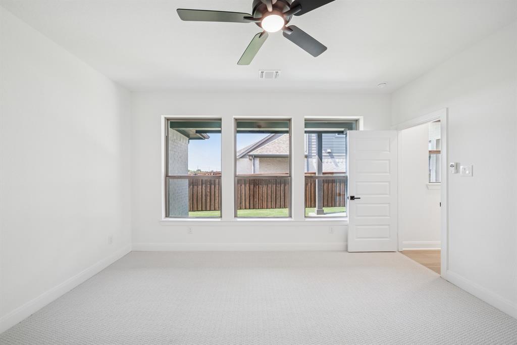 1056 Hackberry Emperor Street Crowley, TX 76036 - Photo 15 of 35