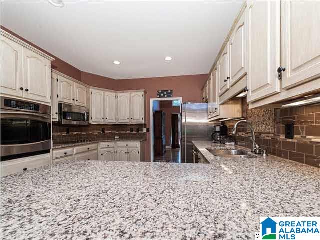 112 Shiraz Street Alabaster, AL 35007 - Photo 8 of 32
