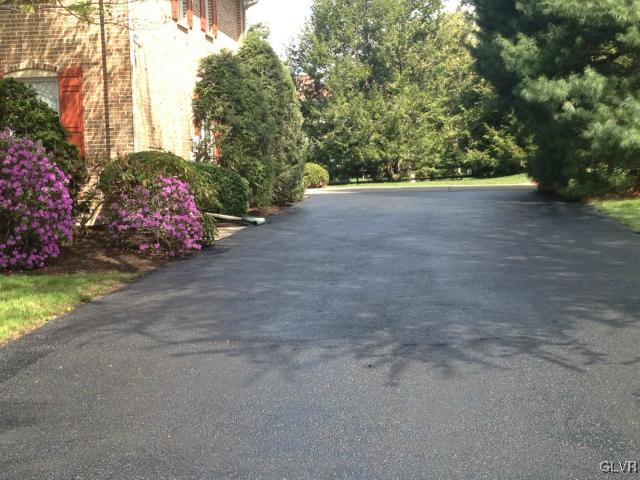 435 Macada Road Bethlehem, PA 18017 - Photo 12 of 49 Gallery Image 12