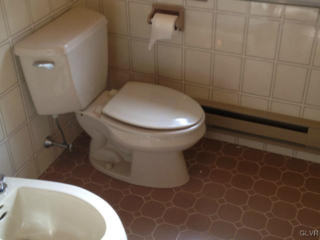 435 Macada Road Bethlehem, PA 18017 - Photo 36 of 49 Gallery Image 36