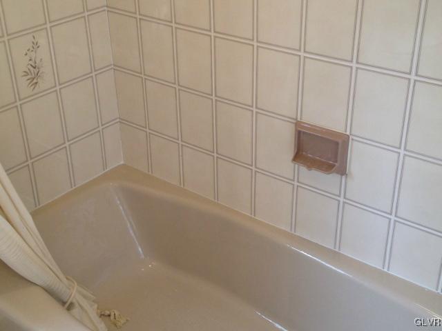 435 Macada Road Bethlehem, PA 18017 - Photo 37 of 49 Gallery Image 37