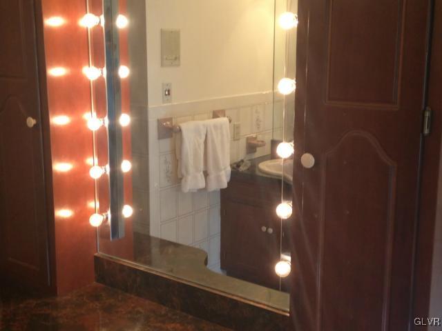 435 Macada Road Bethlehem, PA 18017 - Photo 38 of 49 Gallery Image 38