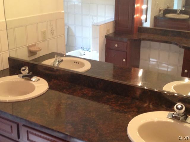 435 Macada Road Bethlehem, PA 18017 - Photo 39 of 49 Gallery Image 39
