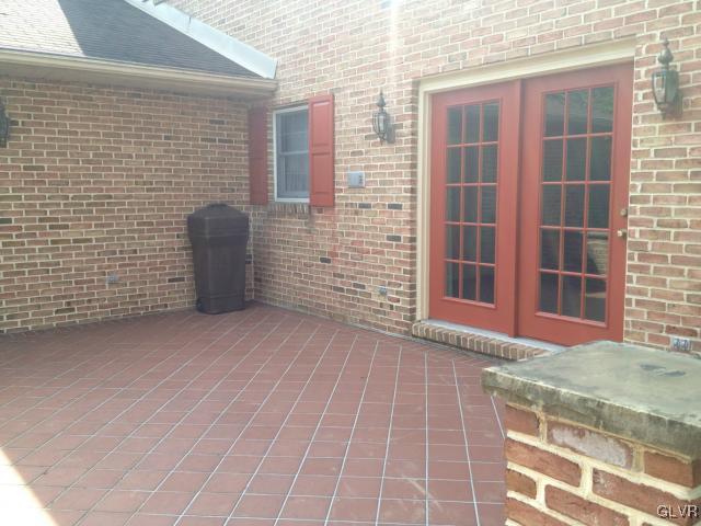435 Macada Road Bethlehem, PA 18017 - Photo 9 of 49 Gallery Image 9