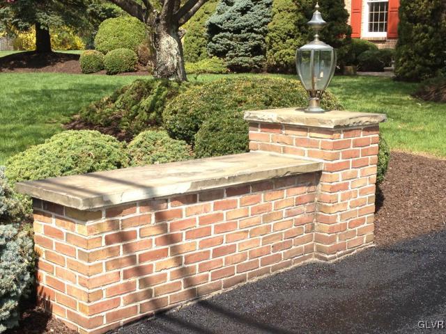 435 Macada Road Bethlehem, PA 18017 - Photo 10 of 49 Gallery Image 10
