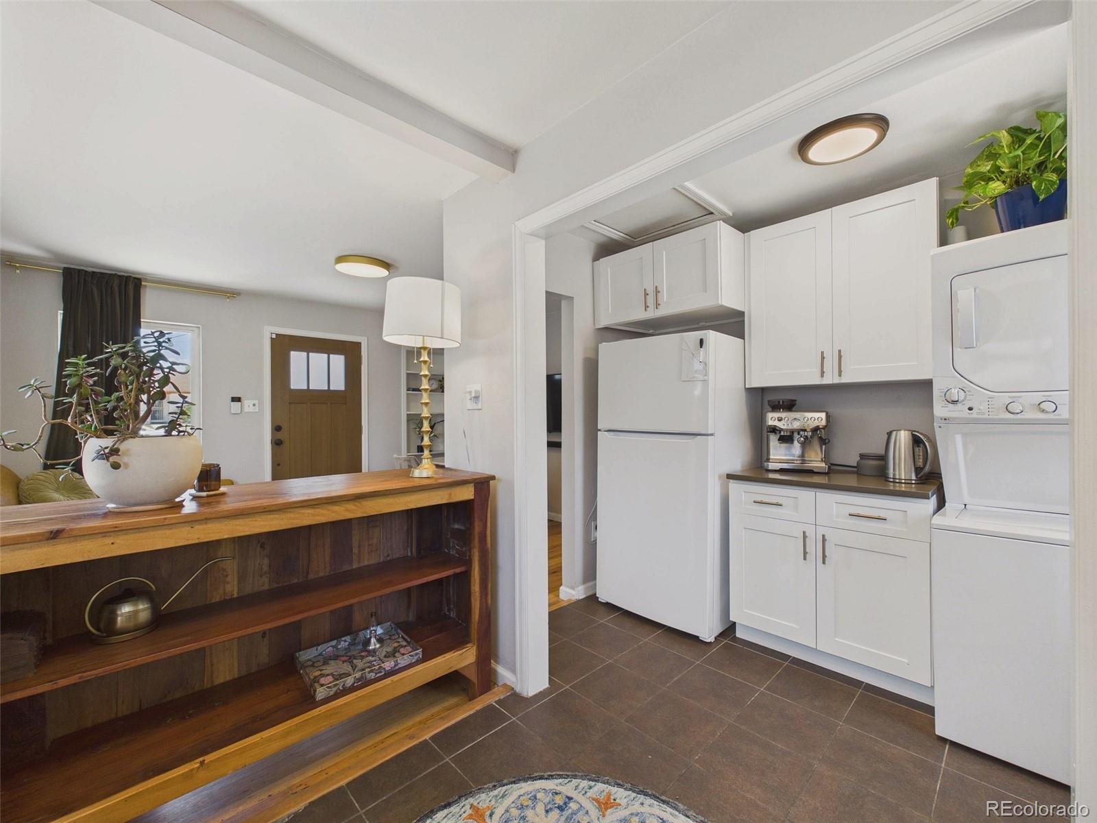 3250 Dexter Street Denver, CO 80207 - Photo 15 of 33