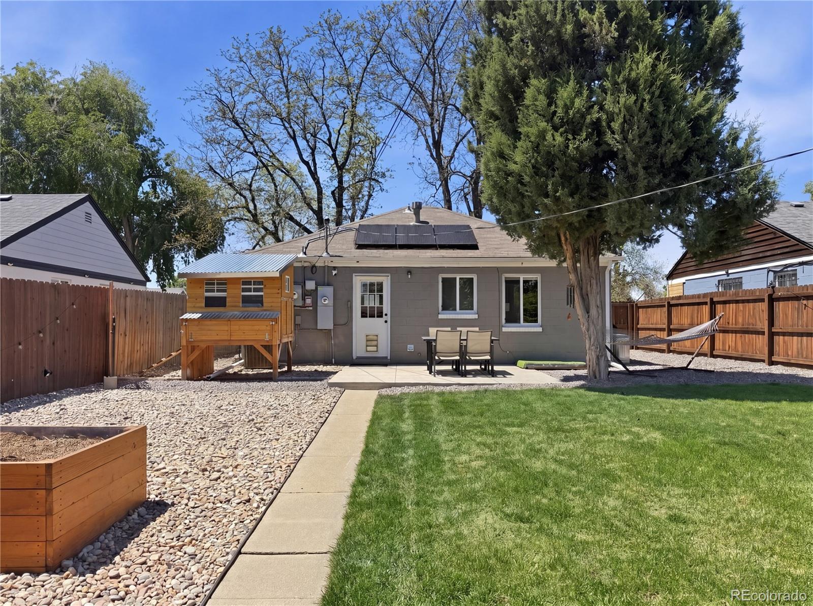 3250 Dexter Street Denver, CO 80207 - Photo 19 of 33