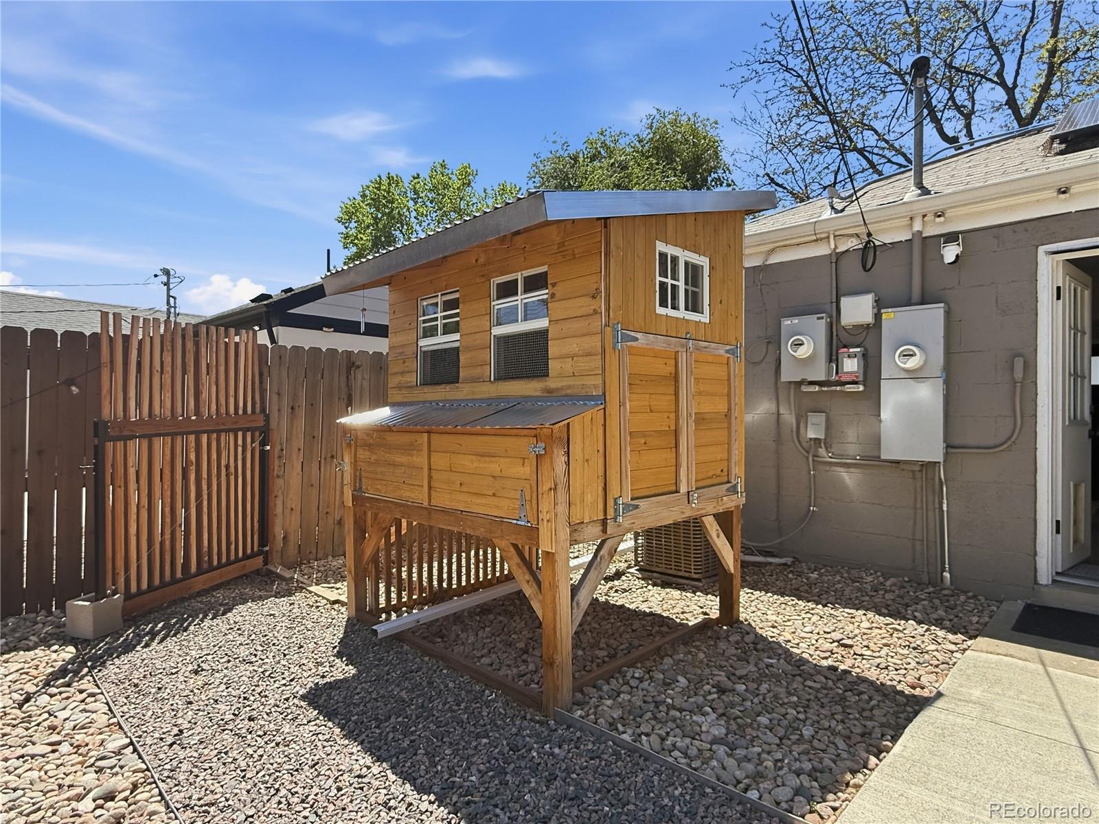 3250 Dexter Street Denver, CO 80207 - Photo 29 of 33