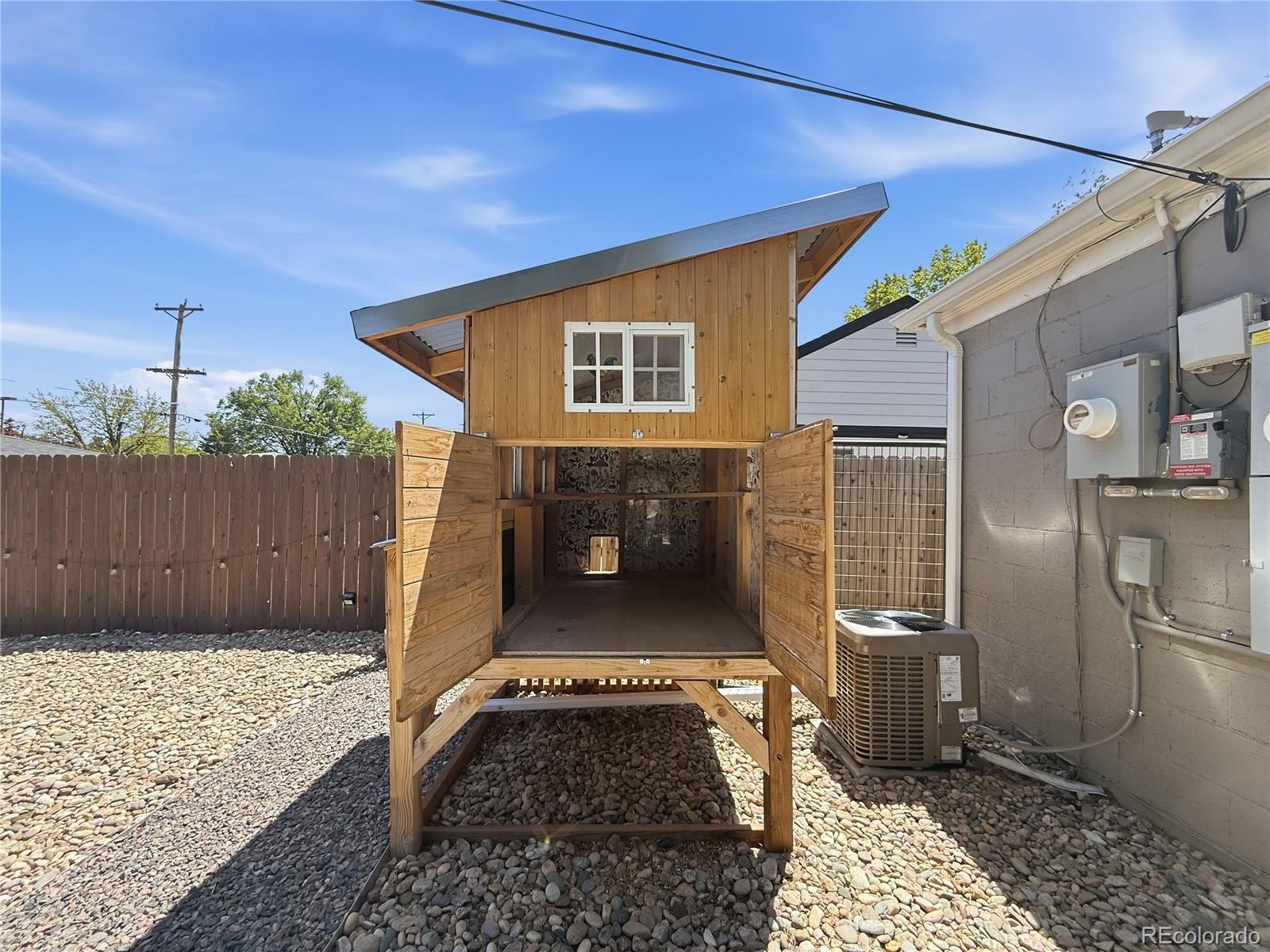 3250 Dexter Street Denver, CO 80207 - Photo 30 of 33