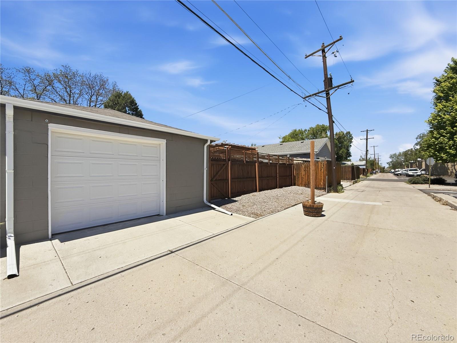 3250 Dexter Street Denver, CO 80207 - Photo 32 of 33