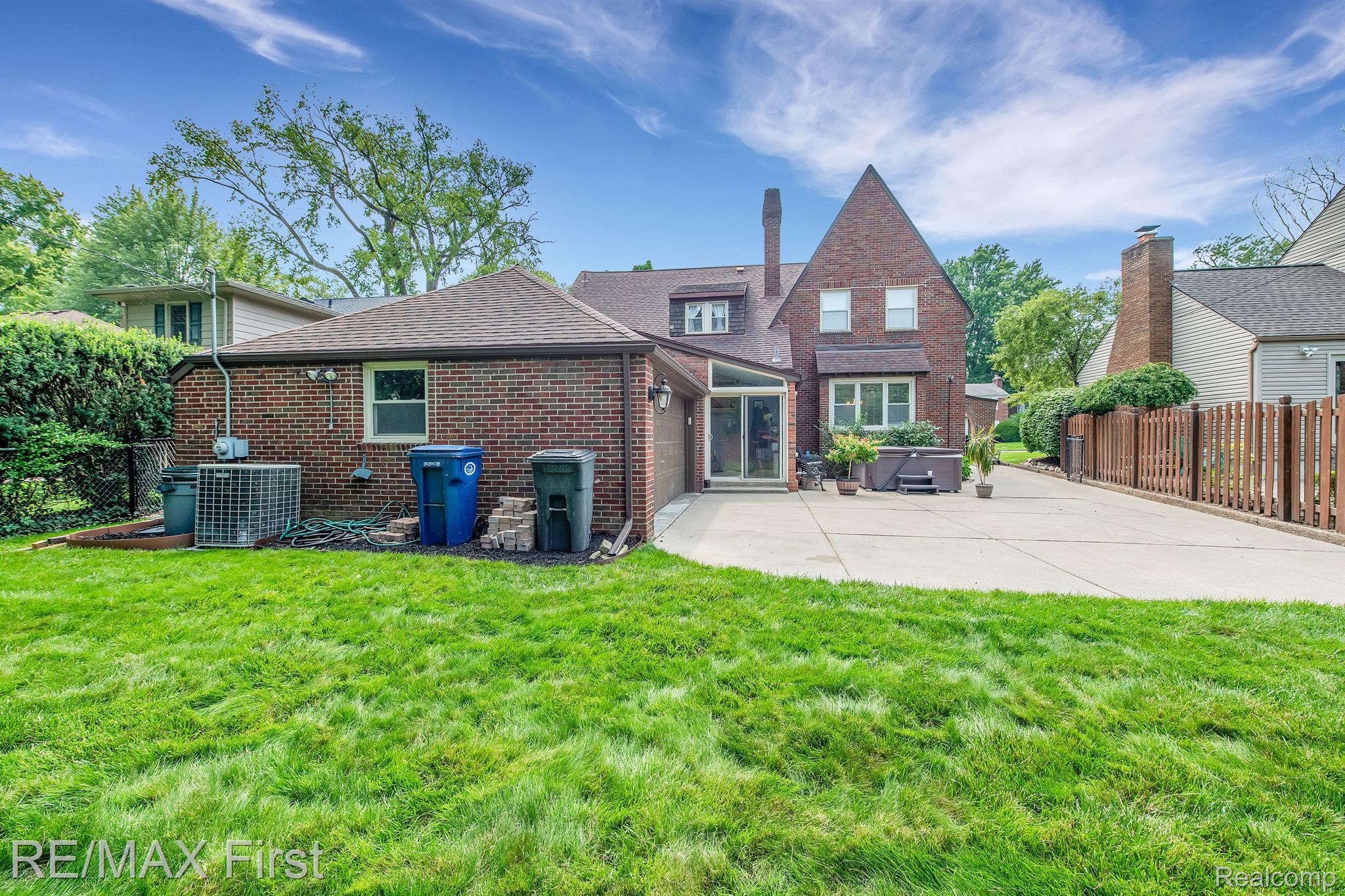 938 Bedford Road Grosse Pointe, MI 48230 - Photo 49 of 54 Gallery Image 49