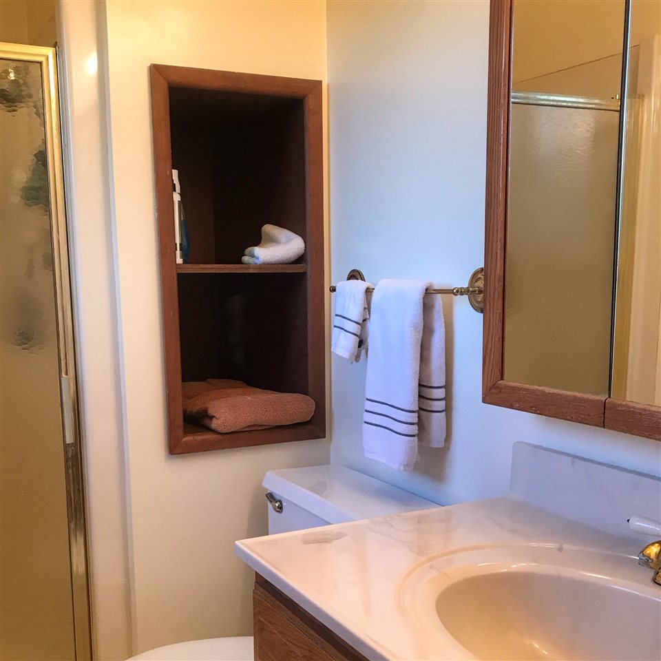 2206 North Henderson Road Davison, MI 48423 - Photo 10 of 25 31377733-9.JPG