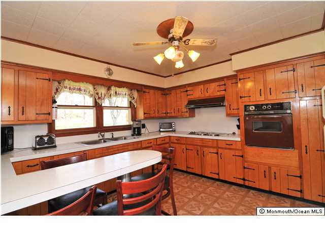 448 Ely Harmony Road Freehold, NJ 07728 - Photo 8 of 25 Additional Photo