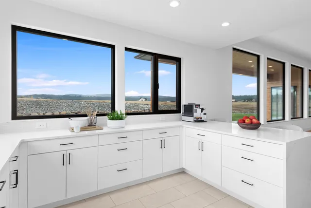 $1,250,000 | 13790 North Bruce Road, Mead, WA 99021