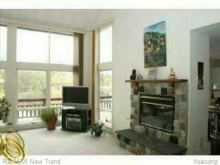 2-Way Fireplace in Great Room