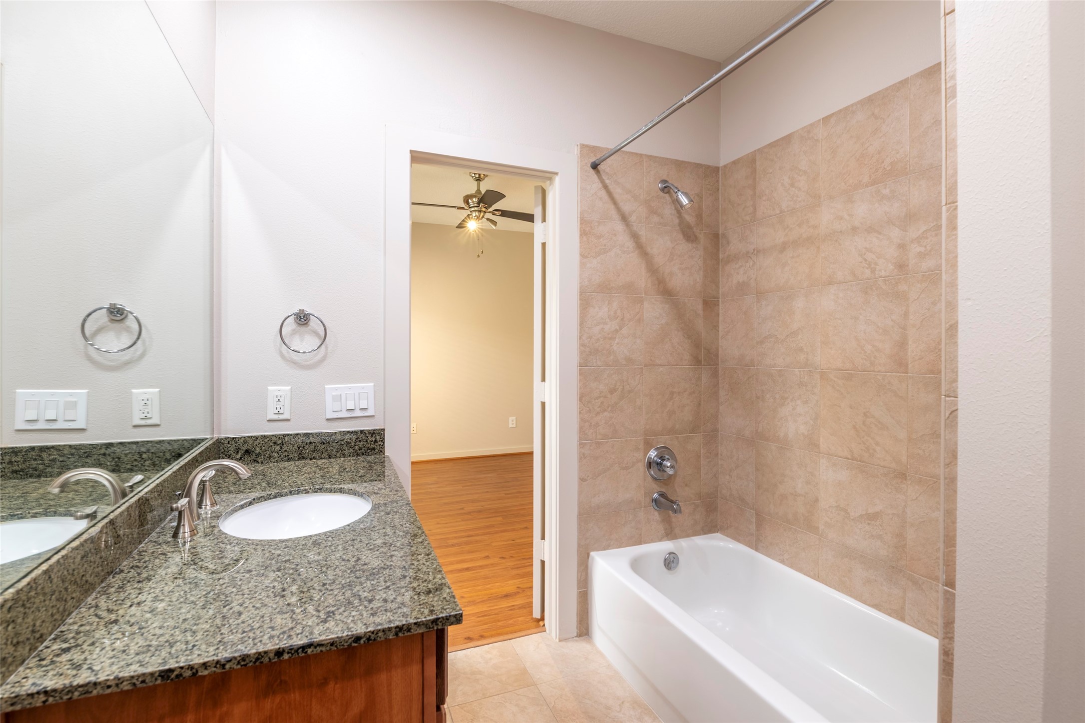 4040 Center Street Houston, TX 77007 - Photo 20 of 24