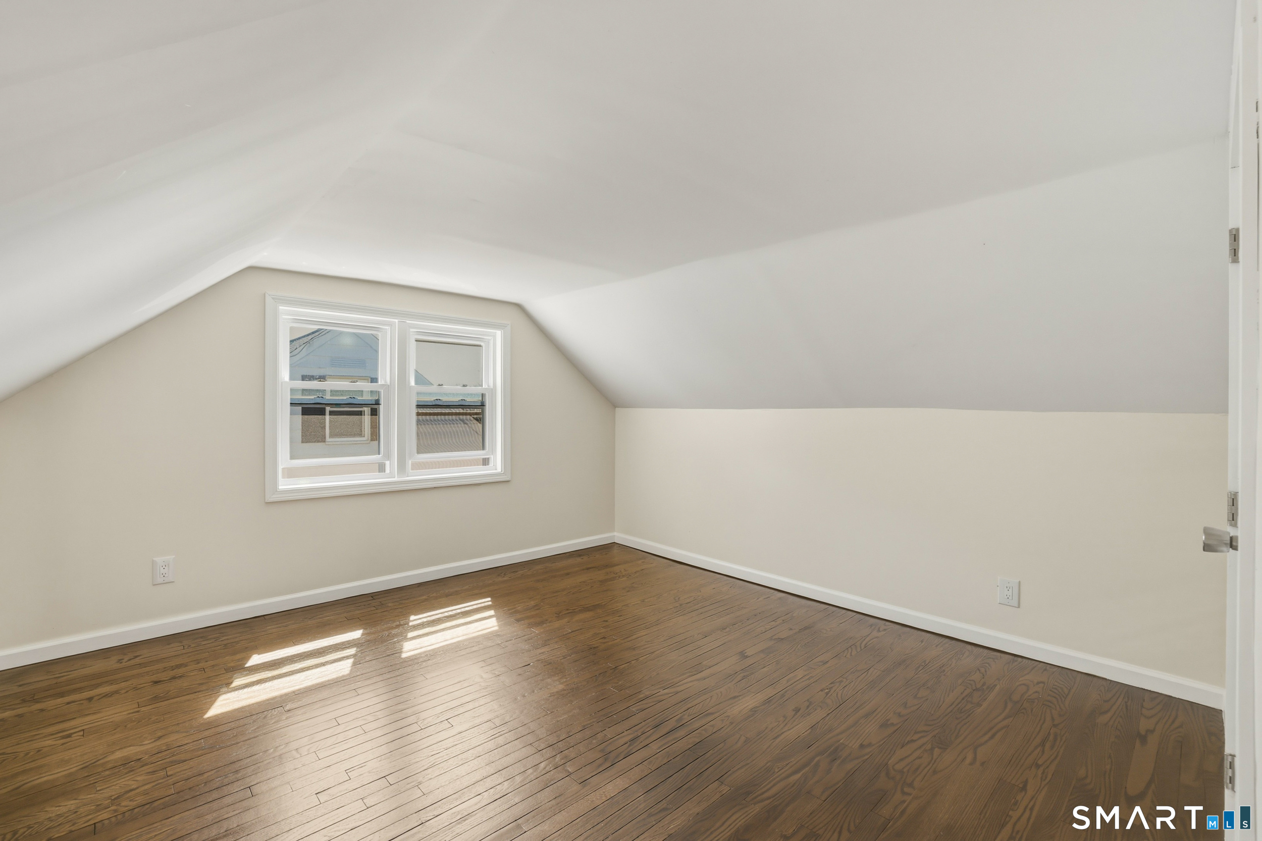 31 Alexander Road New Britain, CT 06053 - Photo 22 of 27
