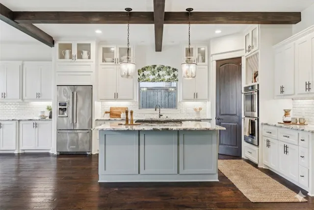 $1,200,000 | 1339 Du Barry Lane, Houston, TX 77018