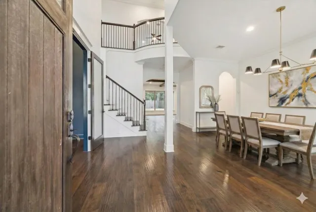 $1,200,000 | 1339 Du Barry Lane, Houston, TX 77018