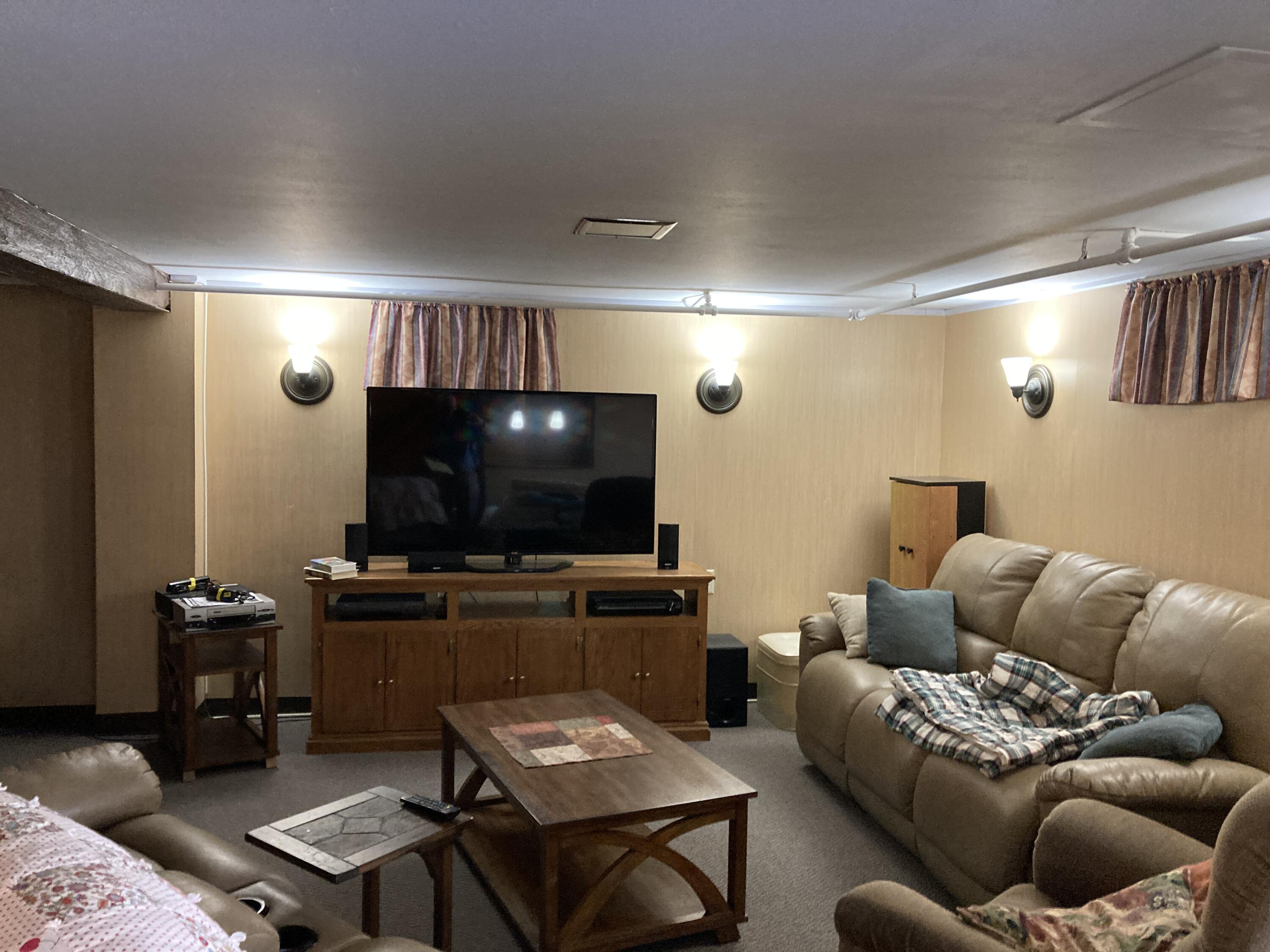 W4918 County Road North Lyndon, WI 53093 - Photo 12 of 23 Rec-Room