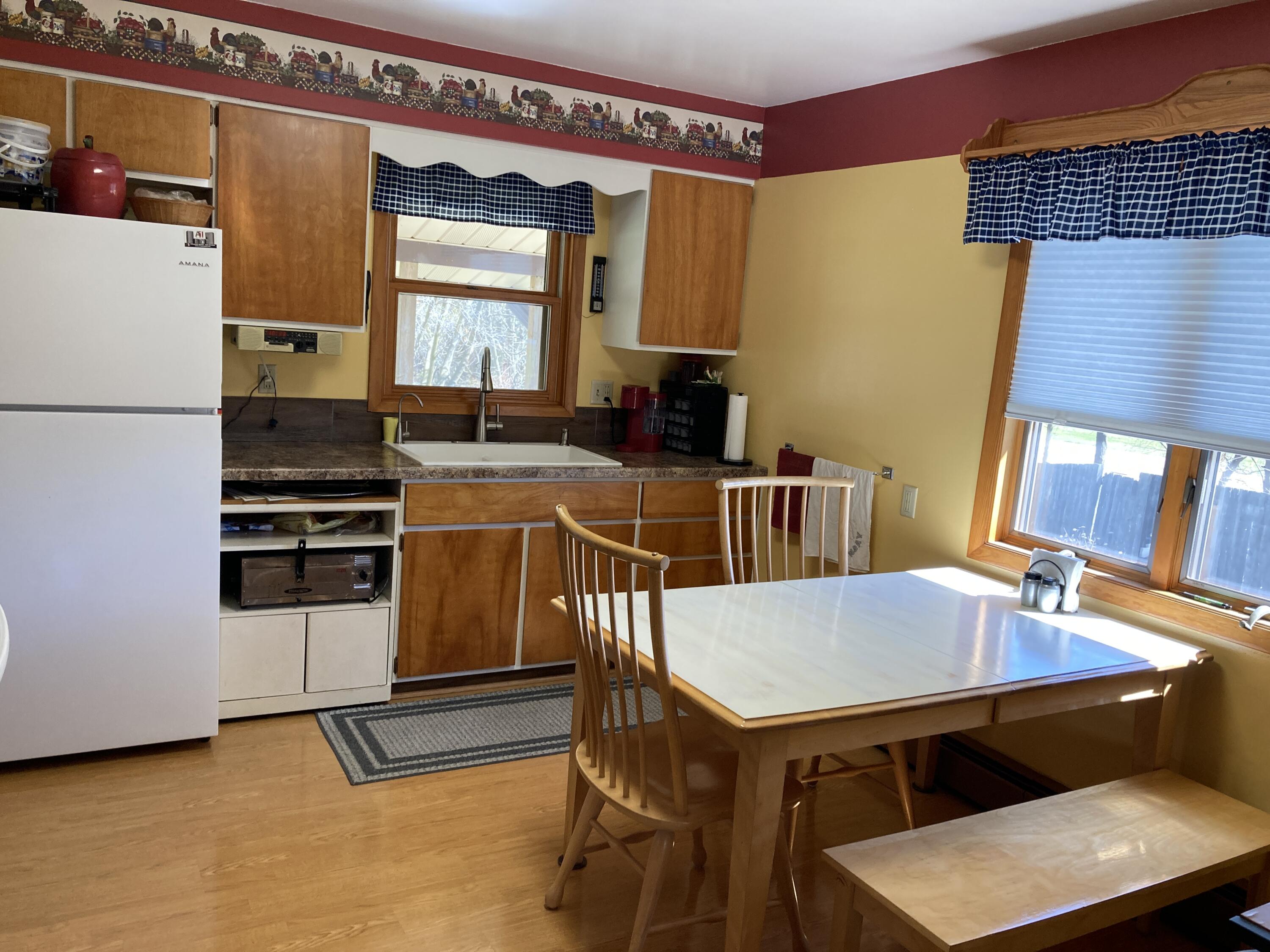 W4918 County Road North Lyndon, WI 53093 - Photo 10 of 23 Kitchen