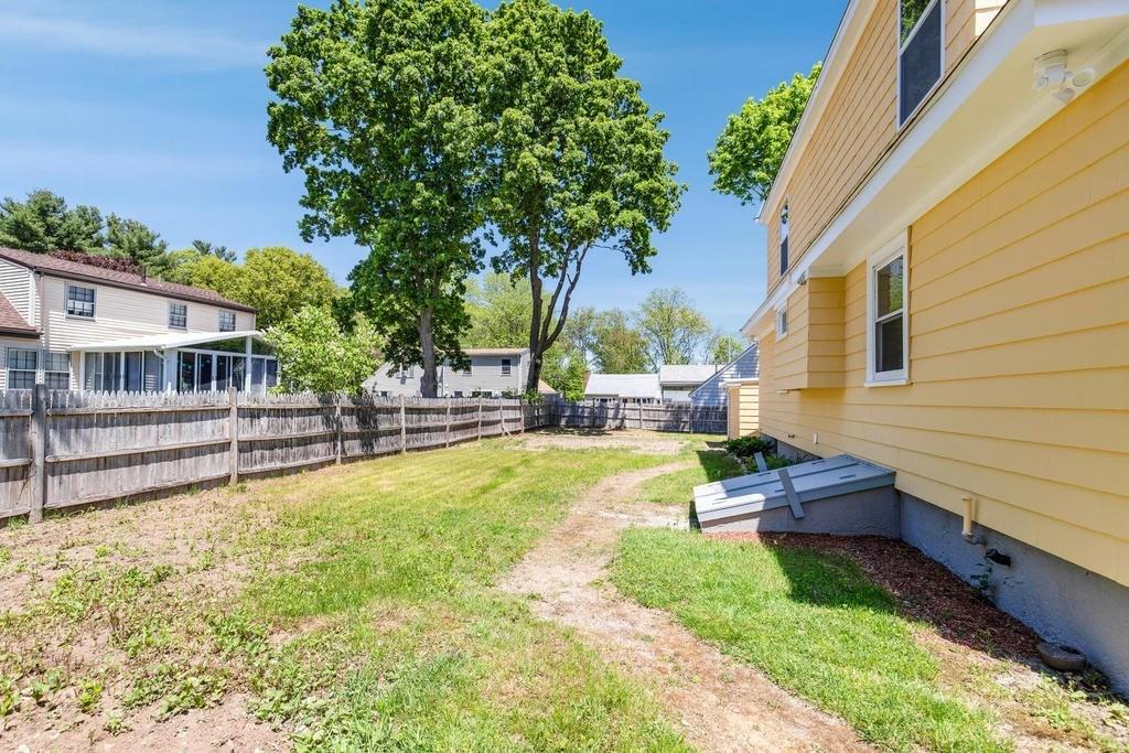 8 Swansea Road Wakefield, MA 01880 - Photo 32 of 37 Gallery Image 32