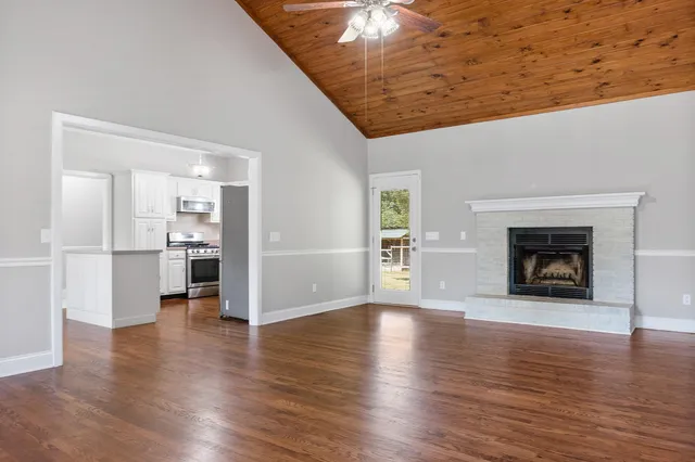 $549,000 | 819 Pickett Cross Road, Whitwell, TN 37397