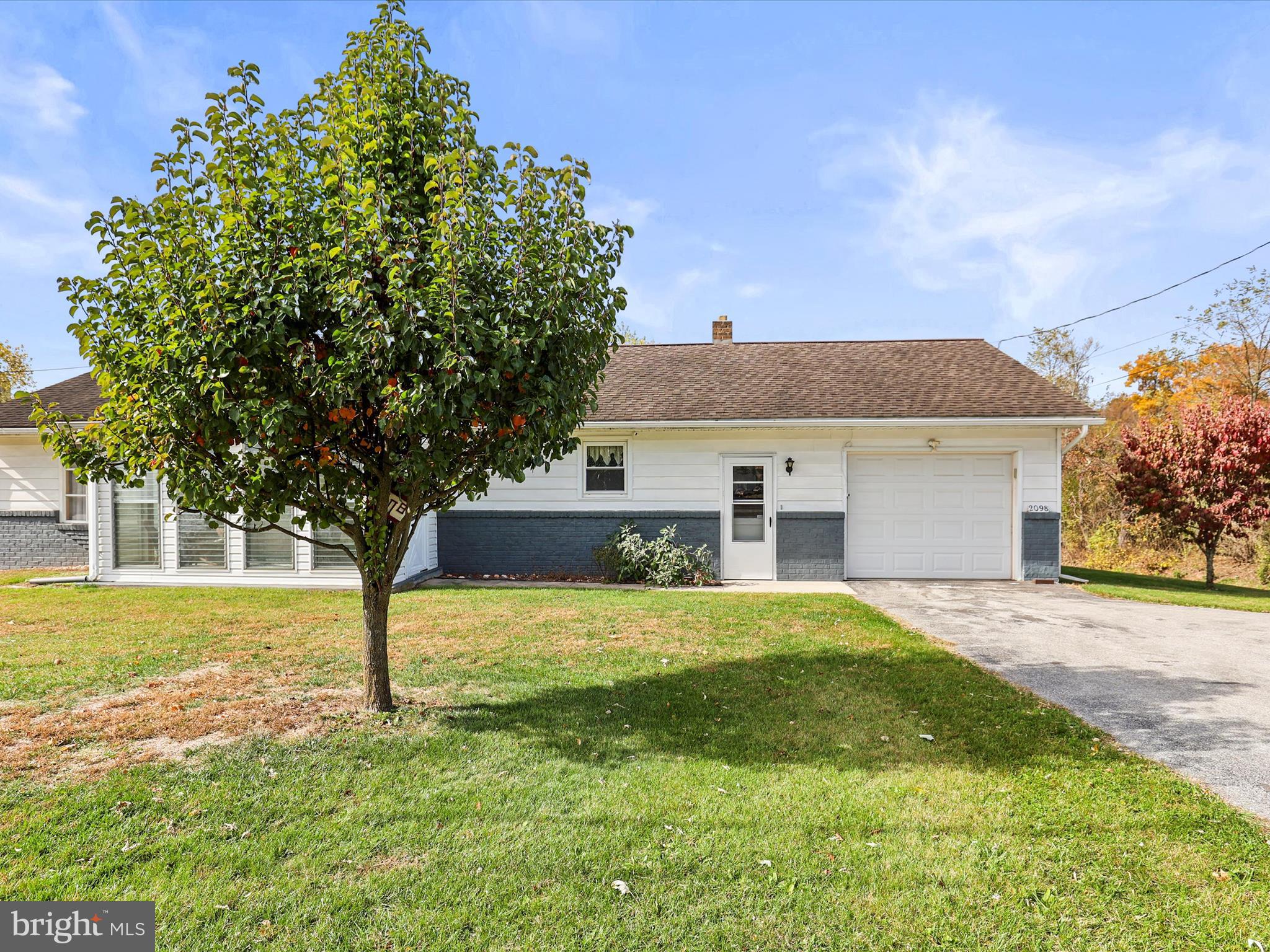2098 Table Rock Road Biglerville, PA 17307 - Photo 2 of 35 Gallery Image 2