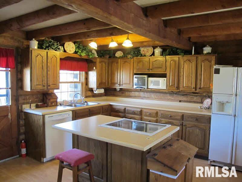 3638 Hotze Road Salem, IL 62881 - Photo 3 of 13